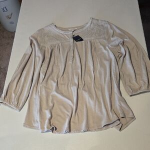 LUCKY BRAND Women's Beige Top, Size 1X. NWT